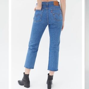 Levi’s Wedgie Straight Jean